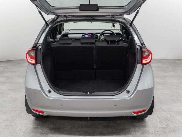 Honda Fit IV с пробегом 2021 года, цена 1 245 000 рублей, 102350 км, хэтчбек, Автокод Объявления