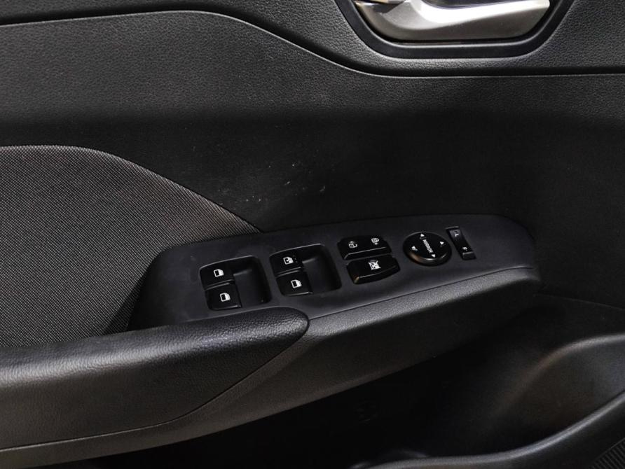 Hyundai Solaris II Рестайлинг Санкт-Петербург  - изображение 14