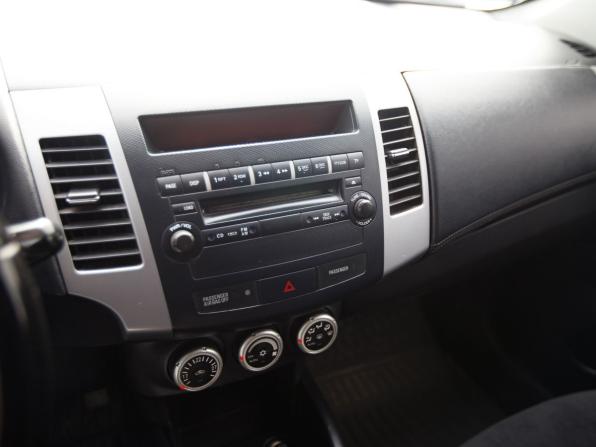 Mitsubishi Outlander II Рестайлинг с пробегом 2010 года, цена 999 000 рублей, 219241 км, внедорожник, Автокод Объявления