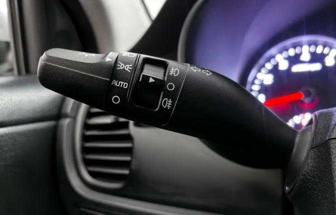 Kia Rio IV с пробегом 2018 года, цена 1 555 000 рублей, 109945 км, хэтчбек, Автокод Объявления
