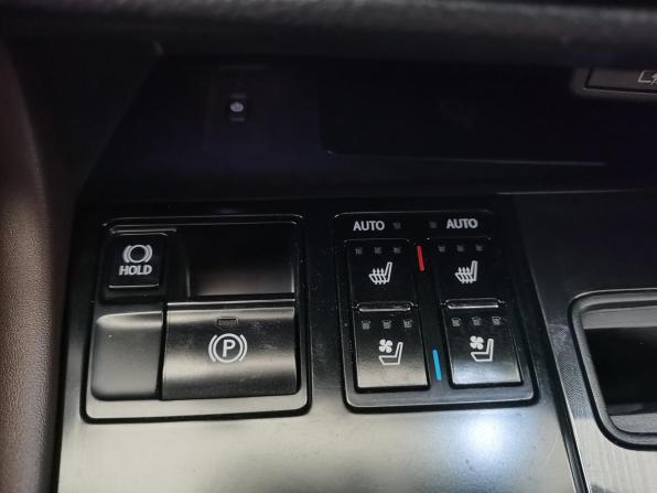 Lexus RX IV Рестайлинг с пробегом 2019 года, цена 5 250 000 рублей, 45743 км, внедорожник, Автокод Объявления
