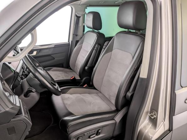 Volkswagen Multivan T6 Рестайлинг с пробегом 2021 года, цена 6 000 000 рублей, 120666 км, минивэн, Автокод Объявления