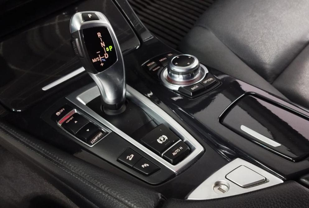 BMW 5 серии VI (F10/F11/F07) Саратов  - изображение 18