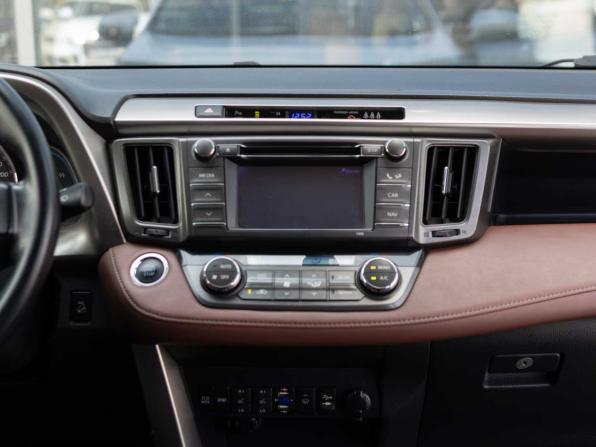 Toyota RAV4 IV (XA40) с пробегом 2013 года, цена 2 000 000 рублей, 184213 км, внедорожник, Автокод Объявления