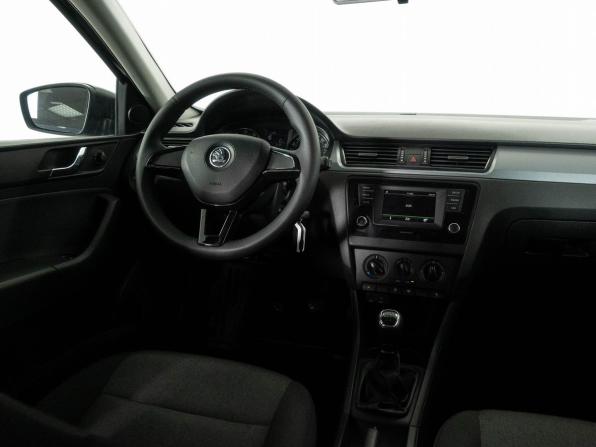 Skoda Rapid I Рестайлинг с пробегом 2017 года, цена 1 128 000 рублей, 132600 км, лифтбек, Автокод Объявления