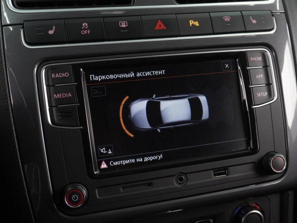 Volkswagen Polo V Рестайлинг с пробегом 2019 года, цена 1 429 000 рублей, 132924 км, седан, Автокод Объявления
