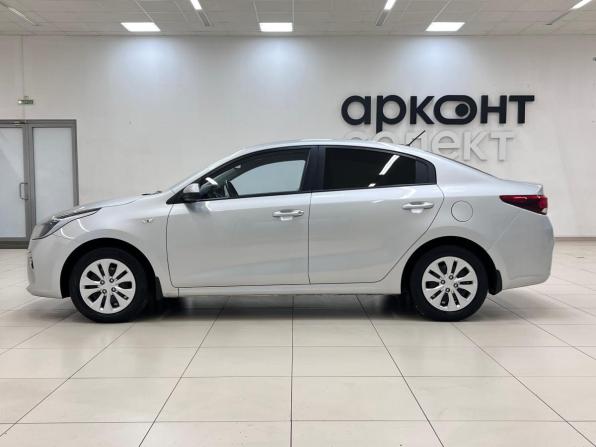 Kia Rio IV с пробегом 2018 года, цена 1 330 000 рублей, 177749 км, седан, Автокод Объявления