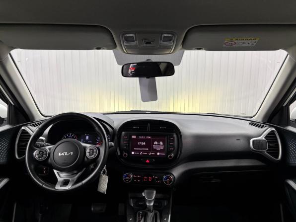 Kia Soul III с пробегом 2022 года, цена 1 927 000 рублей, 65000 км, хэтчбек, Автокод Объявления