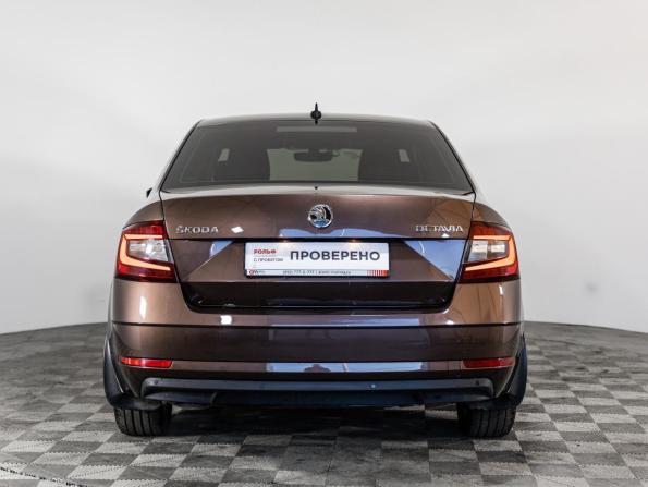 Skoda Octavia III (A7) Рестайлинг с пробегом 2018 года, цена 1 799 000 рублей, 106000 км, лифтбек, Автокод Объявления