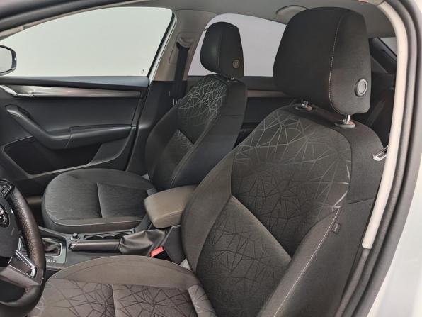 Skoda Octavia III (A7) Рестайлинг с пробегом 2018 года, цена 1 800 000 рублей, 101846 км, лифтбек, Автокод Объявления