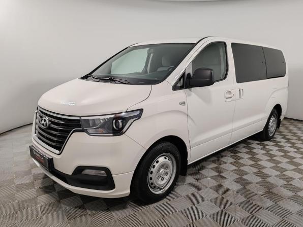 Hyundai H-1 II Рестайлинг 2 с пробегом 2021 года, цена 3 299 000 рублей, 171288 км, минивэн, Автокод Объявления