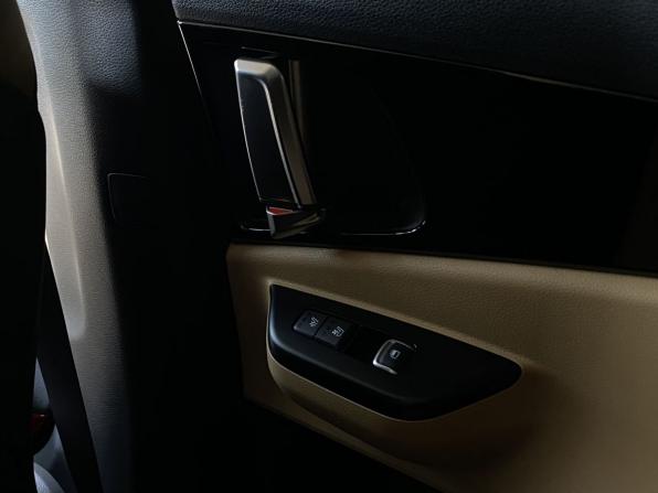 Kia Carnival IV с пробегом 2021 года, цена 3 449 000 рублей, 106300 км, минивэн, Автокод Объявления