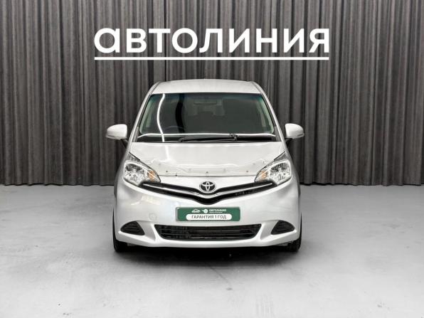 Toyota Ractis II с пробегом 2013 года, цена 850 000 рублей, 165000 км, хэтчбек, Автокод Объявления