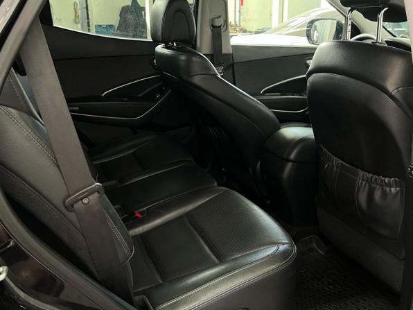 Hyundai Santa Fe III с пробегом 2012 года, цена 1 570 000 рублей, 201000 км, внедорожник, Автокод Объявления