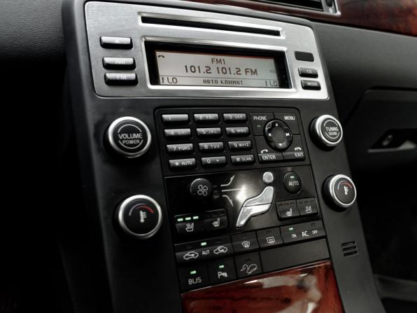 Volvo XC70 II с пробегом 2008 года, цена 1 450 000 рублей, 244867 км, универсал, Автокод Объявления