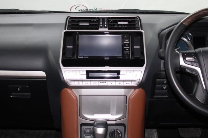Toyota Land Cruiser Prado 150 Series Рестайлинг 3 с пробегом 2022 года, цена 6 400 000 рублей, 28667 км, внедорожник, Автокод Объявления