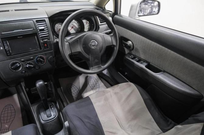 Nissan Tiida I Рестайлинг с пробегом 2010 года, цена 749 000 рублей, 221910 км, седан, Автокод Объявления