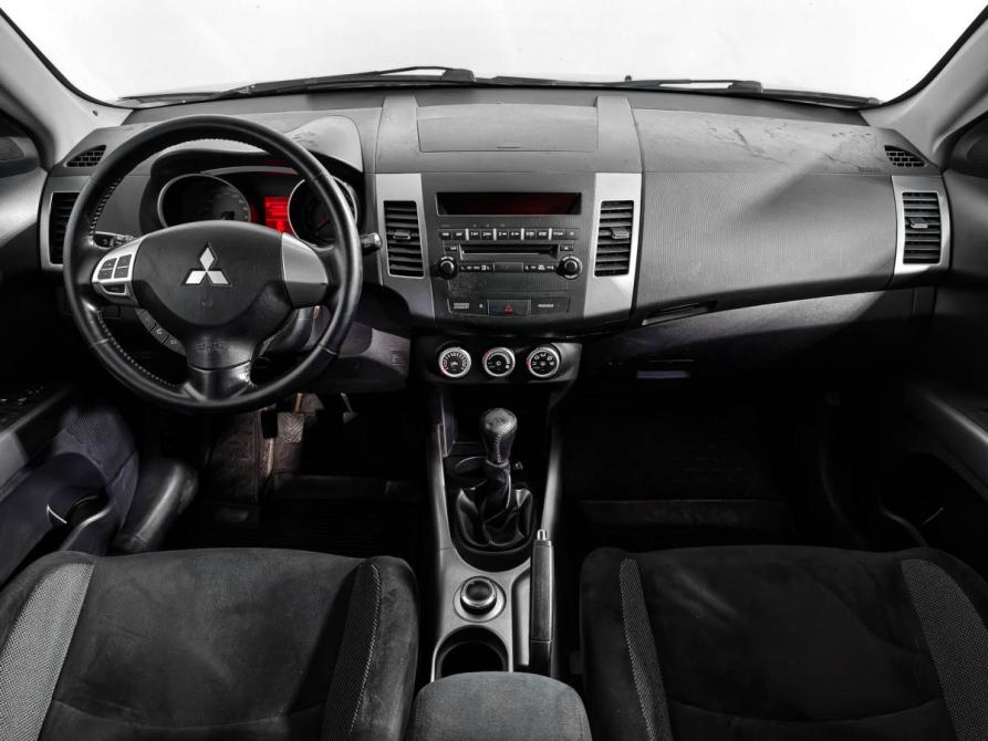 Mitsubishi Outlander II Санкт-Петербург  - изображение 14