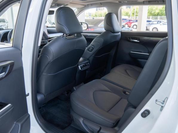 Toyota Highlander IV (XU70) с пробегом 2025 года, цена 5 450 000 рублей, 127 км, внедорожник, Автокод Объявления