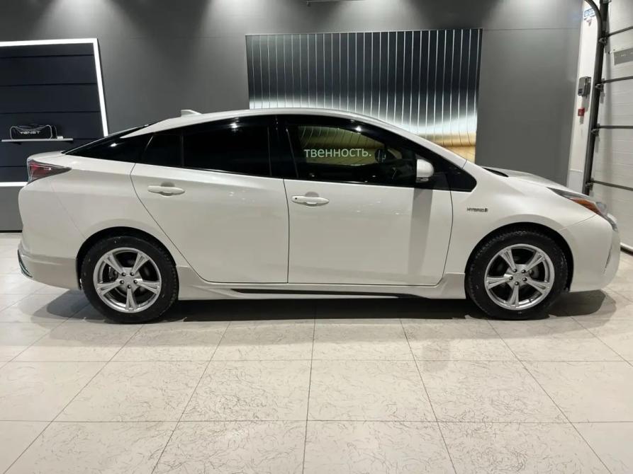 Toyota Prius IV (XW50) Новосибирск  - изображение 6