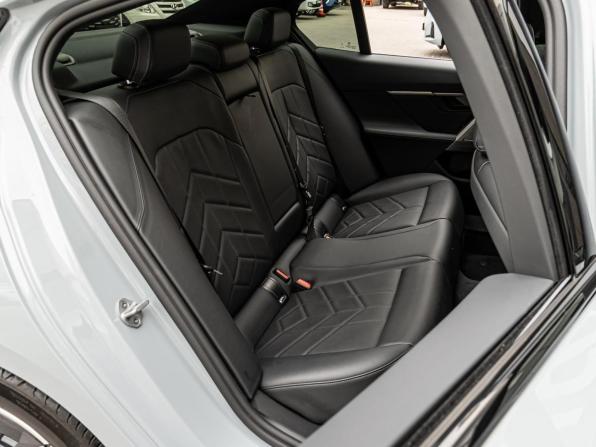 BMW 5 серии VIII (G60/G61/G68) с пробегом 2025 года, цена 8 080 000 рублей, 11482 км, седан, Автокод Объявления