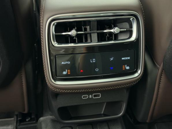 Geely Monjaro I Рестайлинг 2 (China Market) с пробегом 2026 года, цена 4 200 000 рублей, 25 км, внедорожник, Автокод Объявления