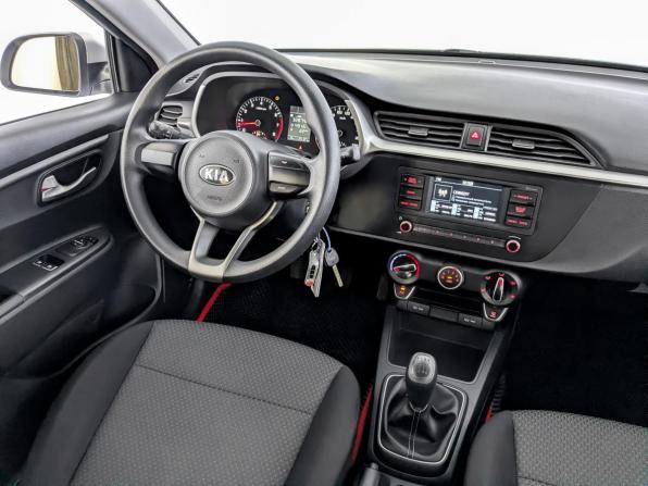 Kia Rio IV Рестайлинг с пробегом 2020 года, цена 1 575 000 рублей, 23105 км, седан, Автокод Объявления