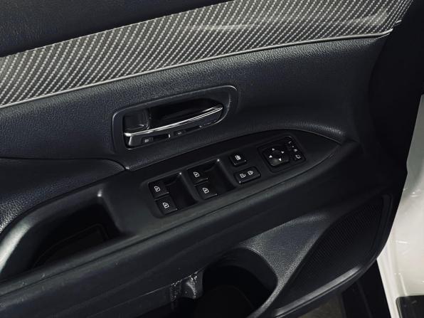 Mitsubishi Outlander III Рестайлинг 3 с пробегом 2019 года, цена 2 150 000 рублей, 225424 км, внедорожник, Автокод Объявления