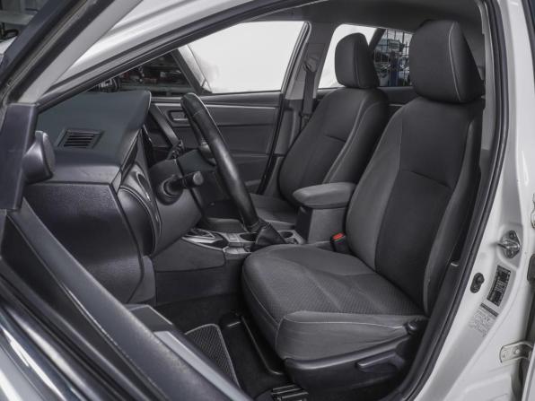 Toyota Corolla XI (E160 E170 E180) Рестайлинг 1 с пробегом 2017 года, цена 1 525 000 рублей, 136734 км, седан, Автокод Объявления