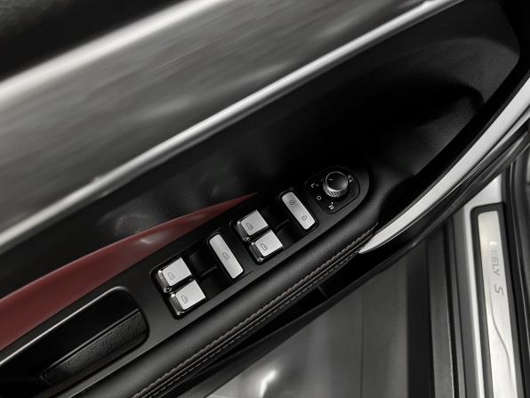 Geely Coolray I с пробегом 2021 года, цена 1 645 000 рублей, 94203 км, внедорожник, Автокод Объявления