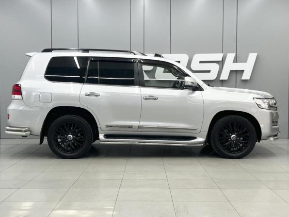 Toyota Land Cruiser 200 Series Рестайлинг 2 с пробегом 2015 года, цена 6 850 000 рублей, 132955 км, внедорожник, Автокод Объявления