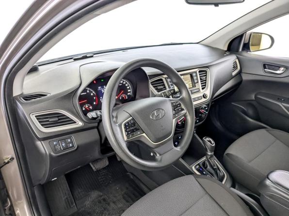 Hyundai Solaris II Рестайлинг с пробегом 2022 года, цена 1 535 000 рублей, 107838 км, седан, Автокод Объявления
