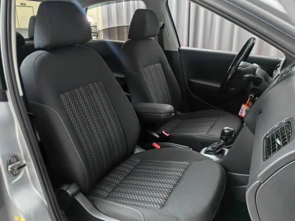 Volkswagen Polo V Рестайлинг с пробегом 2017 года, цена 1 149 000 рублей, 104988 км, седан, Автокод Объявления