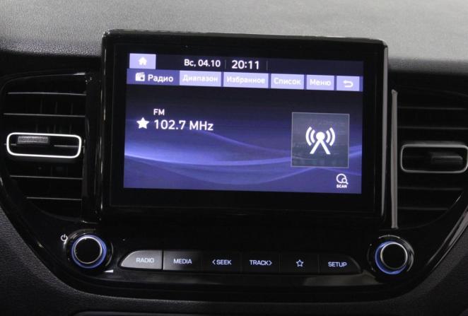 Hyundai Solaris II Рестайлинг с пробегом 2021 года, цена 1 700 000 рублей, 70508 км, седан, Автокод Объявления