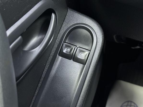 Renault Duster I Рестайлинг с пробегом 2021 года, цена 1 299 000 рублей, 163075 км, внедорожник, Автокод Объявления