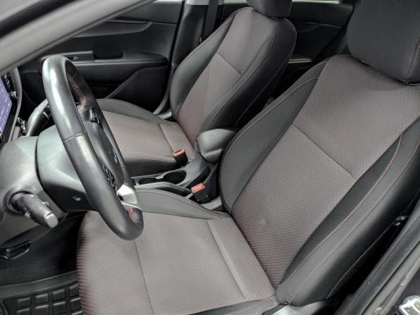 Kia Rio IV Рестайлинг с пробегом 2022 года, цена 1 950 000 рублей, 16377 км, седан, Автокод Объявления