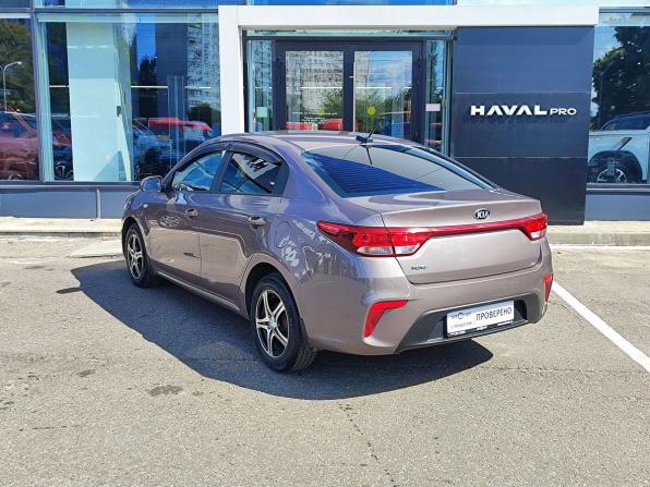 Kia Rio IV с пробегом 2017 года, цена 1 359 000 рублей, 136840 км, седан, Автокод Объявления