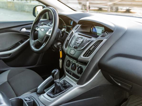 Ford Focus III с пробегом 2012 года, цена 898 000 рублей, 122812 км, универсал, Автокод Объявления