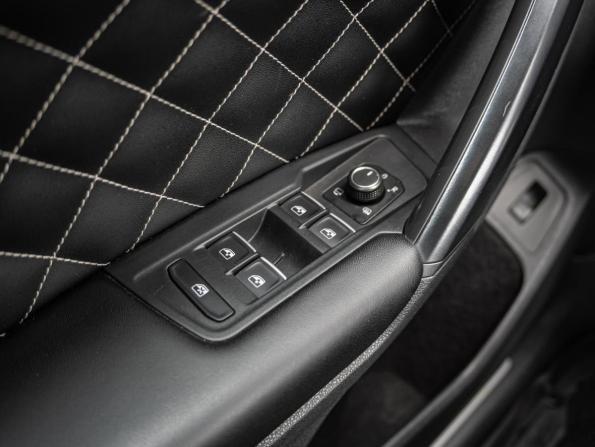 Volkswagen Tiguan II с пробегом 2018 года, цена 2 799 000 рублей, 123813 км, внедорожник, Автокод Объявления