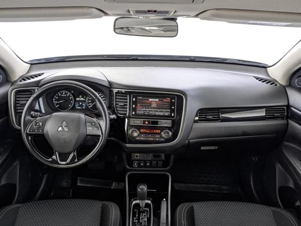 Mitsubishi Outlander III Рестайлинг 3 с пробегом 2019 года, цена 2 100 000 рублей, 135681 км, внедорожник, Автокод Объявления
