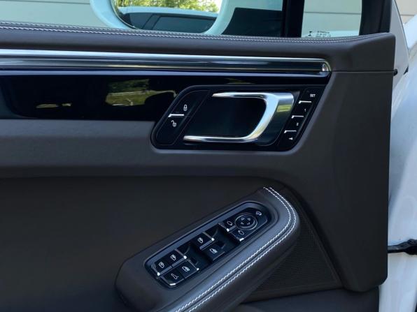 Porsche Macan I с пробегом 2014 года, цена 2 070 000 рублей, 129234 км, внедорожник, Автокод Объявления