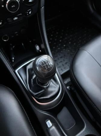 Hyundai Solaris I Рестайлинг с пробегом 2015 года, цена 912 961 рубль, 138348 км, хэтчбек, Автокод Объявления