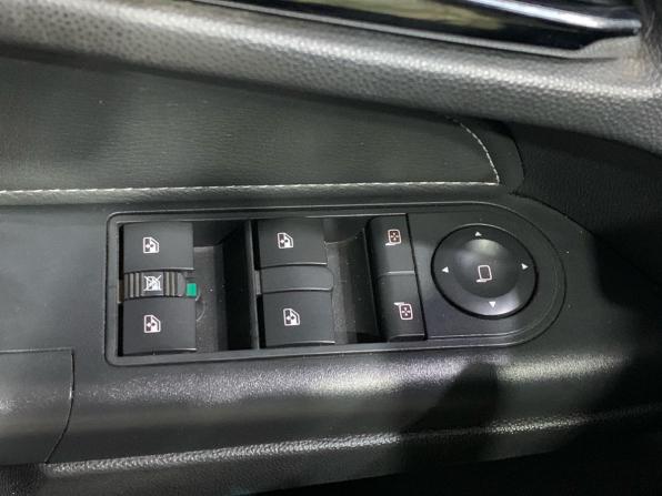 Opel Astra H Рестайлинг с пробегом 2012 года, цена 560 000 рублей, 170000 км, седан, Автокод Объявления