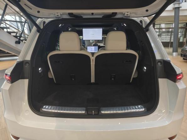Новый Li Auto (Lixiang) L9 I Рестайлинг 2025 года, цена 11 990 000 рублей, внедорожник, Автокод Объявления