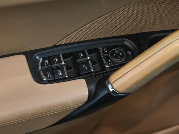 Porsche Cayenne II (958) с пробегом 2014 года, цена 2 700 000 рублей, 276133 км, внедорожник, Автокод Объявления