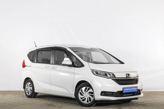Honda Freed II Рестайлинг с пробегом 2020 года, цена 1 829 000 рублей, 39000 км, компактвэн, Автокод Объявления