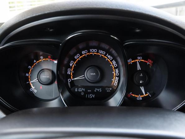 Lada (ВАЗ) Vesta I с пробегом 2019 года, цена 1 099 000 рублей, 61024 км, седан, Автокод Объявления