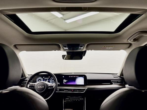 Kia K5 III с пробегом 2025 года, цена 3 789 000 рублей, 7912 км, седан, Автокод Объявления