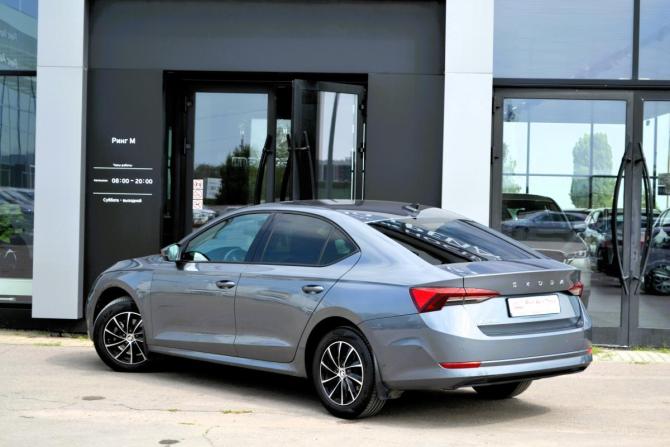 Skoda Octavia IV (A8) с пробегом 2021 года, цена 2 390 000 рублей, 81100 км, лифтбек, Автокод Объявления