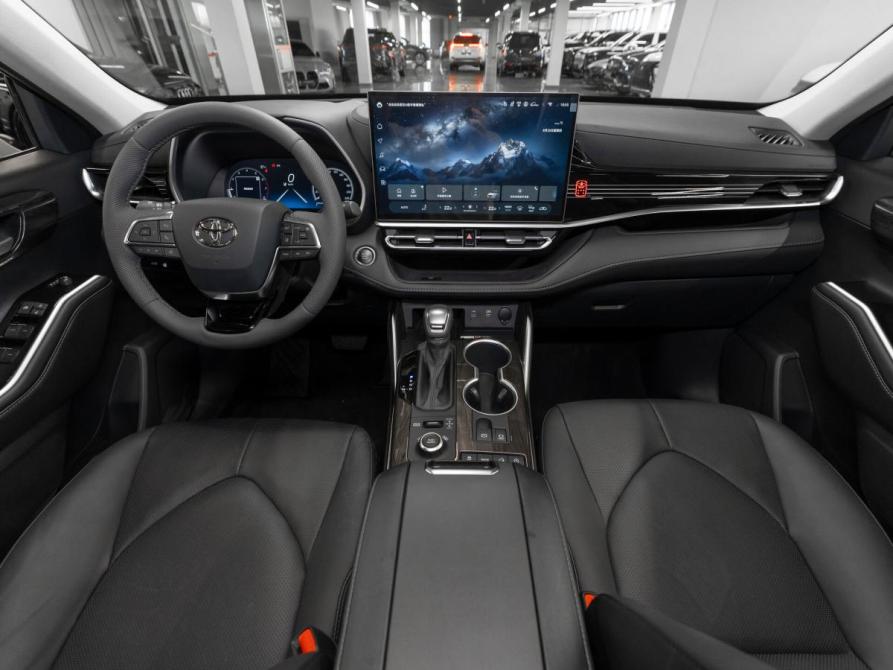 Toyota Highlander IV (XU70) Москва  - изображение 8